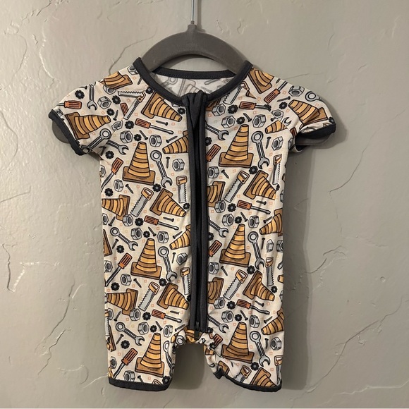 Little One Shop Other - Little One Shop Bamboo Construction Print Romper- Newborn